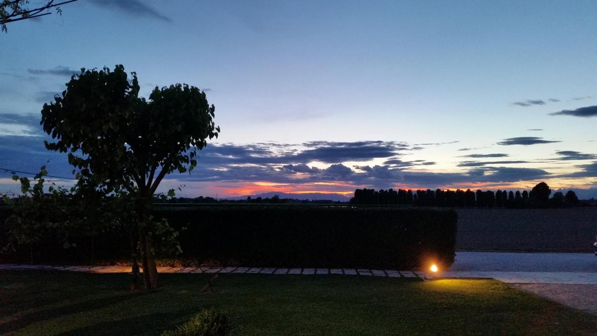 Borgo Ronchetto Hotel Salgareda ภายนอก รูปภาพ