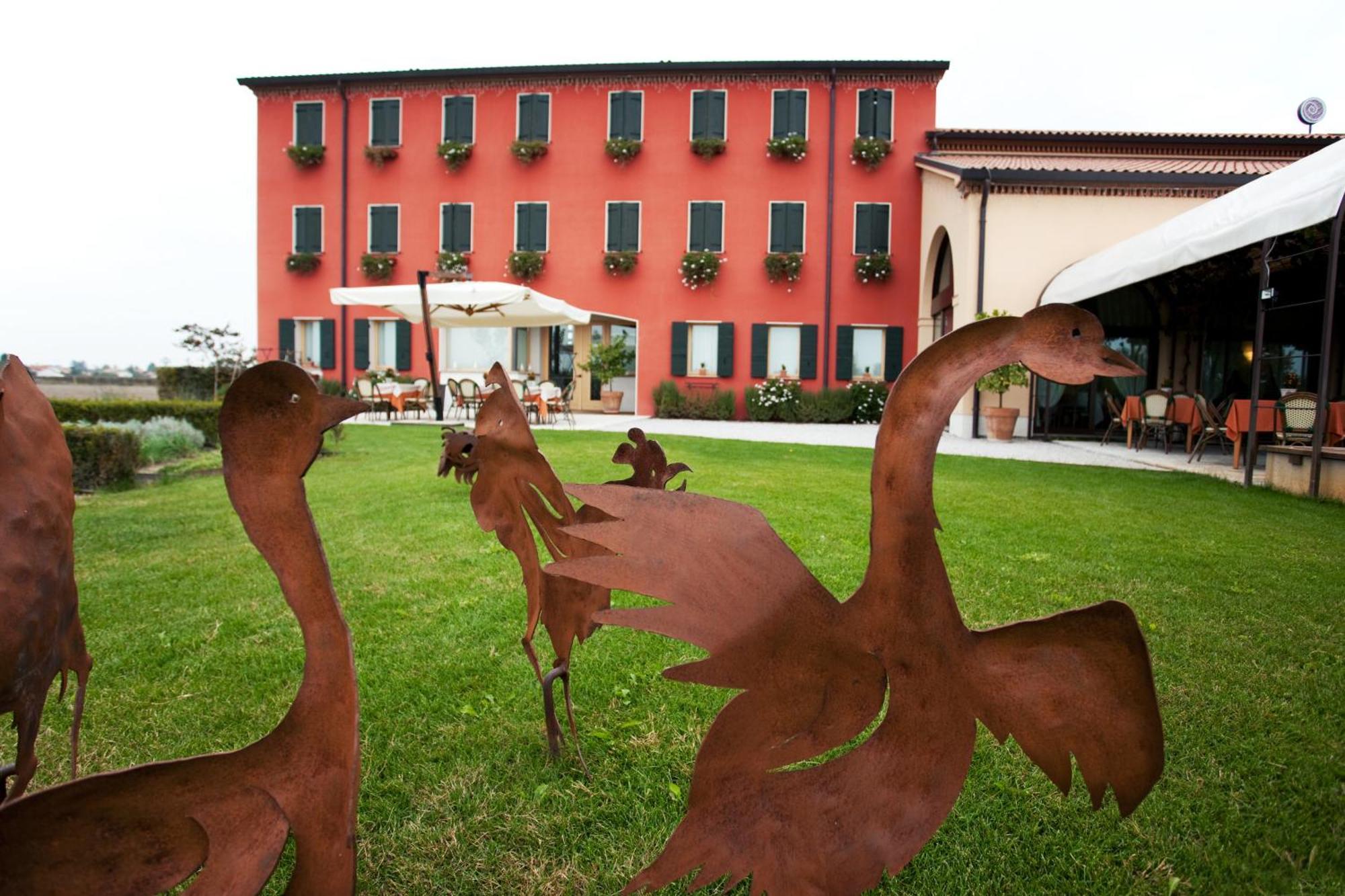 Borgo Ronchetto Hotel Salgareda ภายนอก รูปภาพ