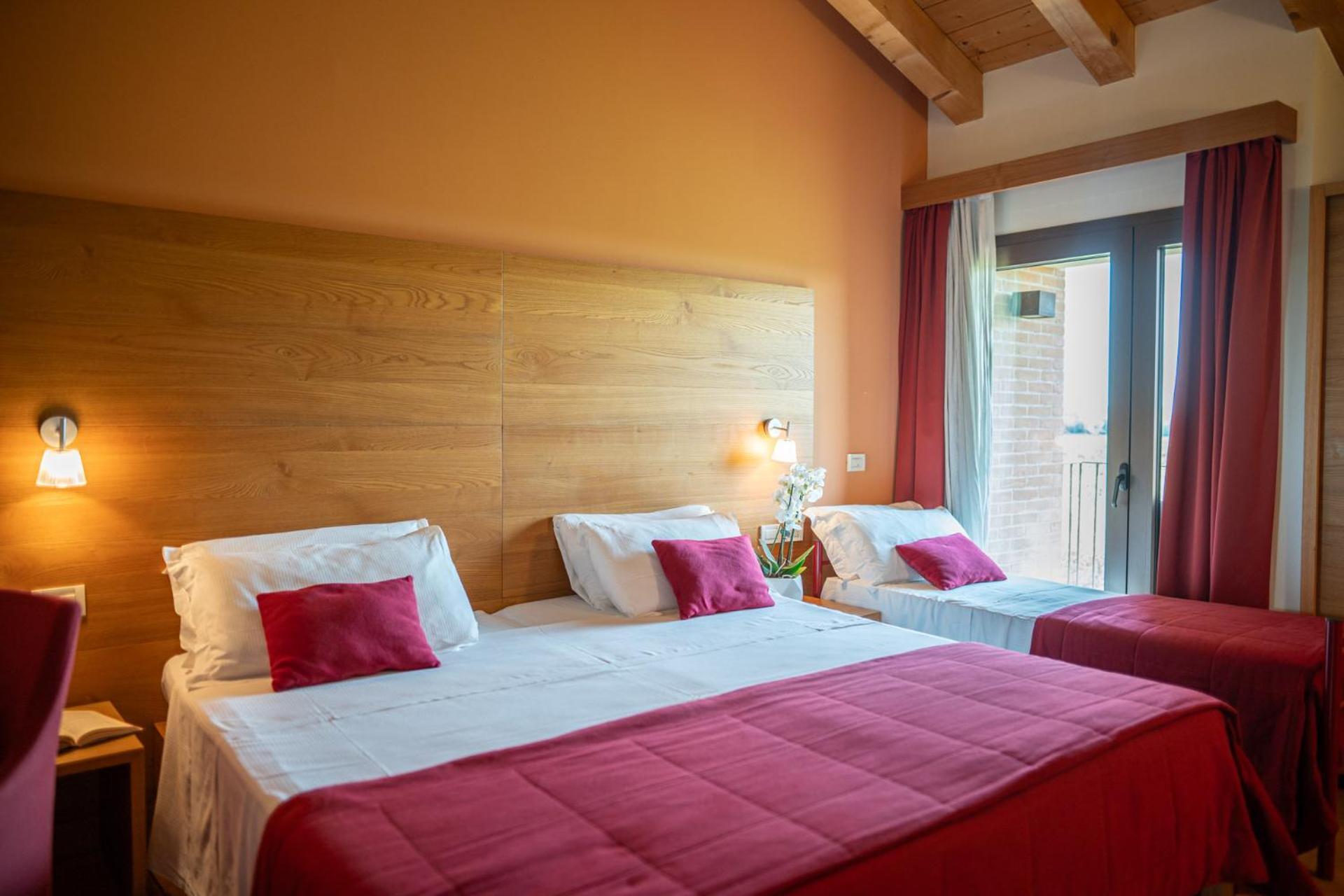 Borgo Ronchetto Hotel Salgareda ภายนอก รูปภาพ