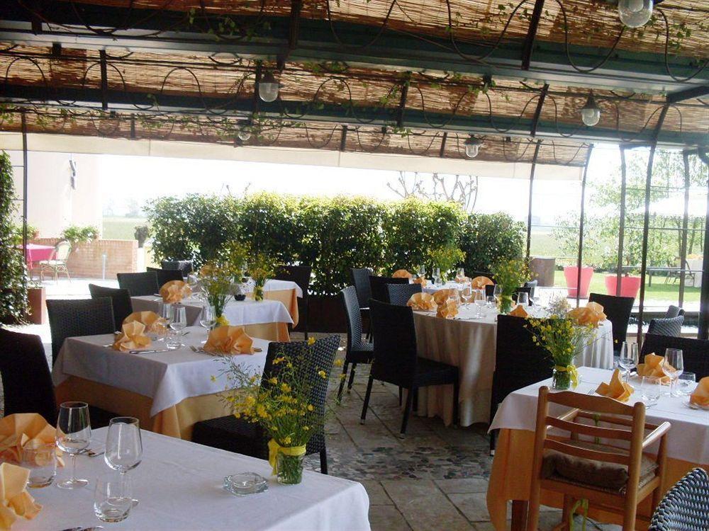 Borgo Ronchetto Hotel Salgareda ภายนอก รูปภาพ