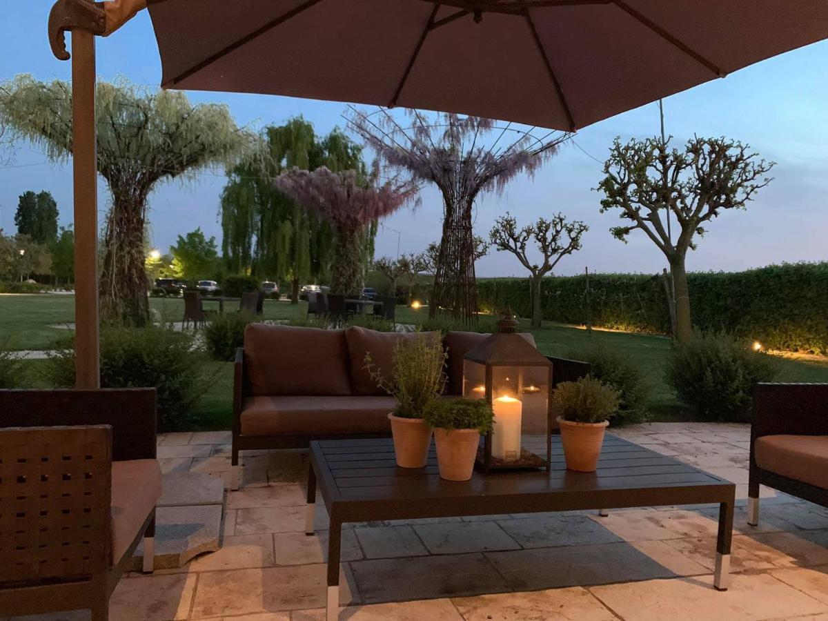 Borgo Ronchetto Hotel Salgareda ภายนอก รูปภาพ