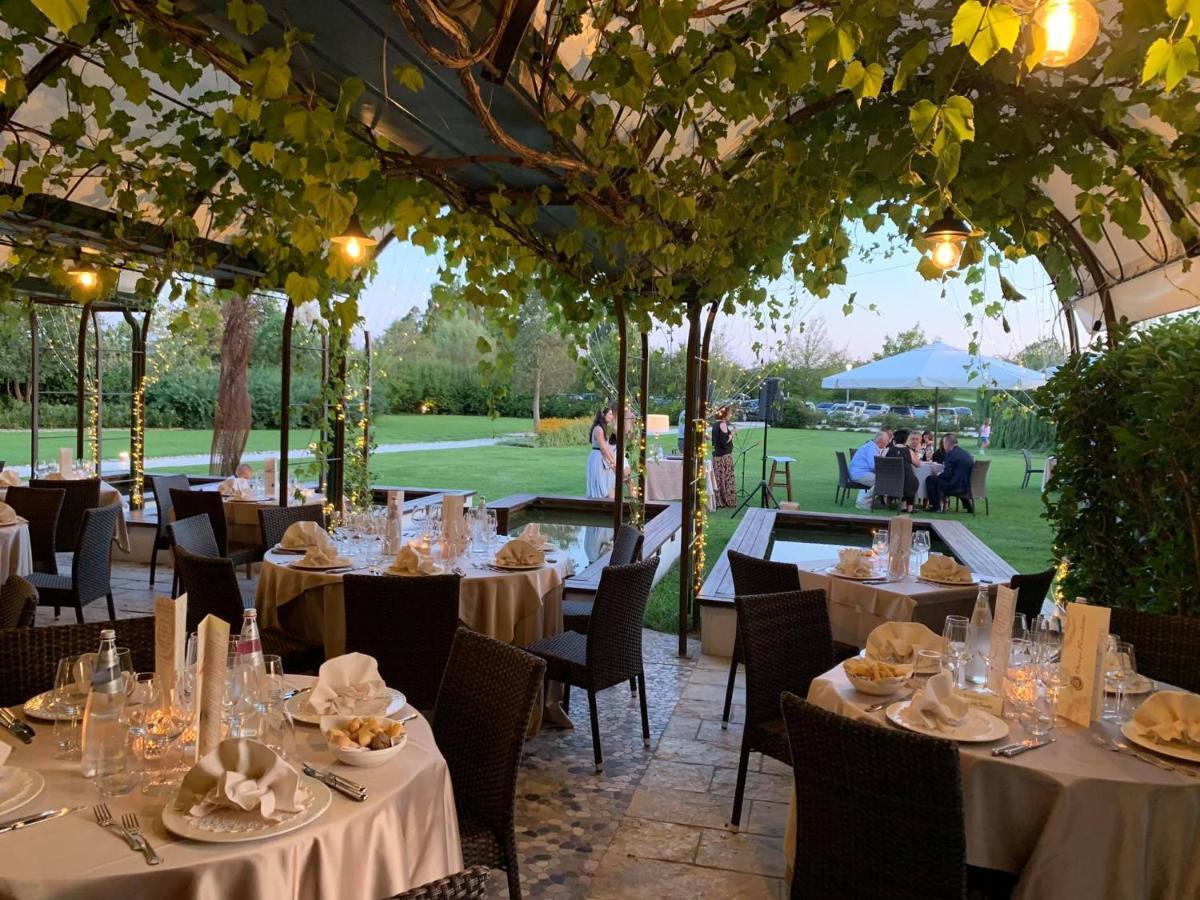 Borgo Ronchetto Hotel Salgareda ภายนอก รูปภาพ